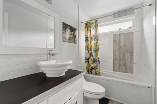 692 Woodpark Boulevard Sw, Calgary, AB 