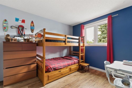 692 Woodpark Boulevard Sw, Calgary, AB 