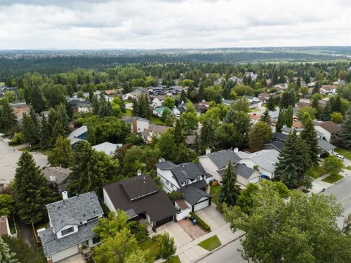 692 Woodpark Boulevard Sw, Calgary, AB 