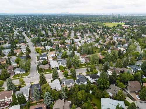 692 Woodpark Boulevard Sw, Calgary, AB 