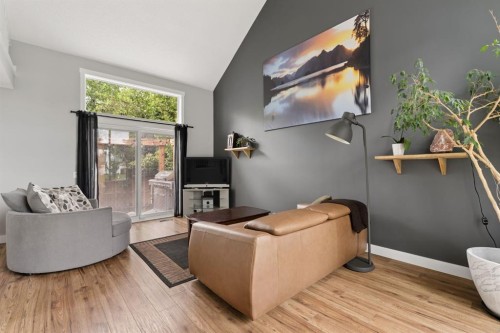 692 Woodpark Boulevard Sw, Calgary, AB 