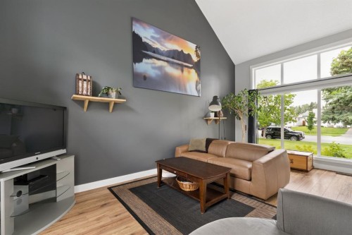 692 Woodpark Boulevard Sw, Calgary, AB 