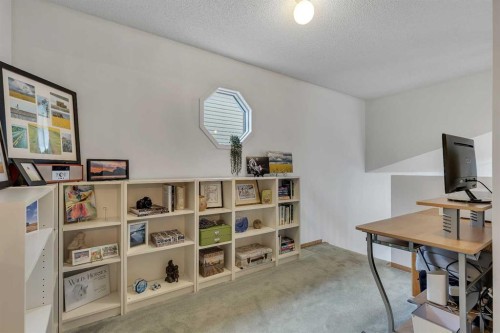 86 Coventry Lane Ne, Calgary, AB 