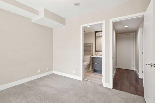 554 Riverfront Lane Se, Calgary, AB 