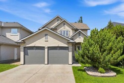 214 Cranleigh View SE Calgary, AB T3M 0A2