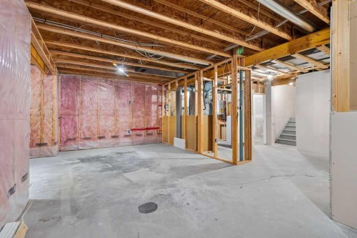 214 Cranleigh View Se, Calgary, AB 