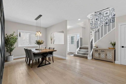 214 Cranleigh View Se, Calgary, AB 