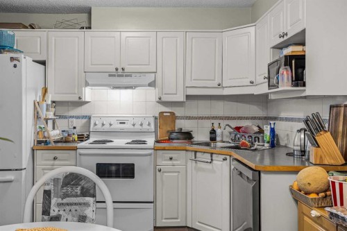 8-504 Banff Avenue, Banff, AB 