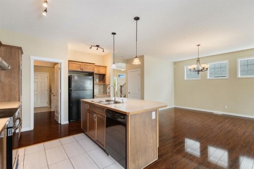 22 Brightoncrest Common Se, Calgary, AB 