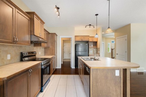 22 Brightoncrest Common Se, Calgary, AB 