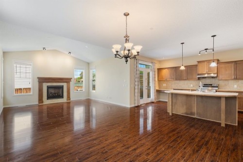22 Brightoncrest Common Se, Calgary, AB 