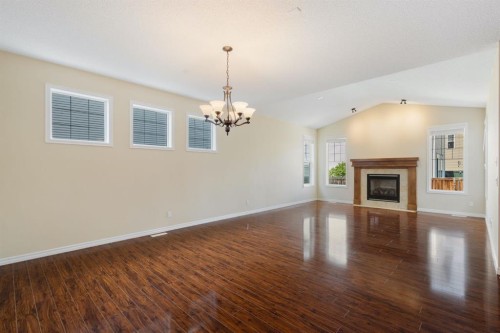 22 Brightoncrest Common Se, Calgary, AB 