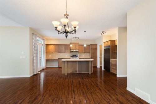 22 Brightoncrest Common Se, Calgary, AB 