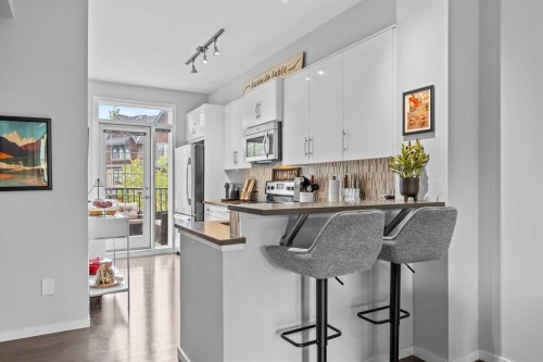 328 Ascot Circle Sw, Calgary, AB 