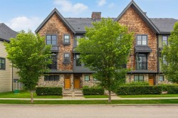 328 Ascot Circle SW Calgary, AB T3H 0X2