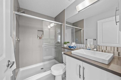 328 Ascot Circle Sw, Calgary, AB 