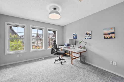 328 Ascot Circle Sw, Calgary, AB 