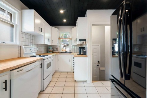 2115 14 Street Sw, Calgary, AB 