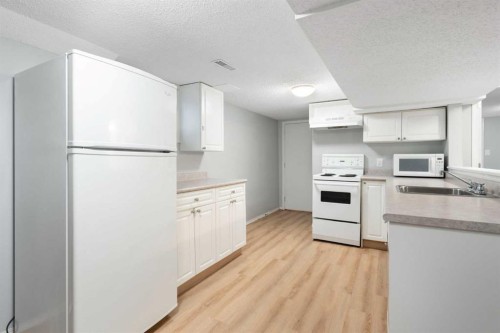 2115 14 Street Sw, Calgary, AB 