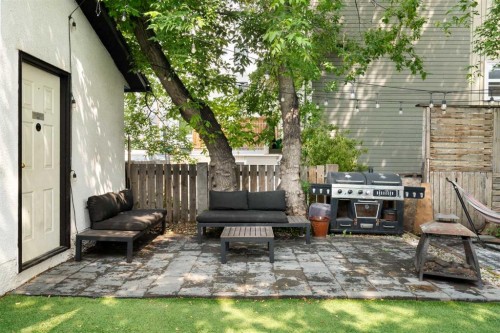 2115 14 Street Sw, Calgary, AB 