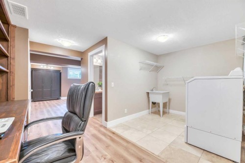 666 Evermeadow Road Sw, Calgary, AB 
