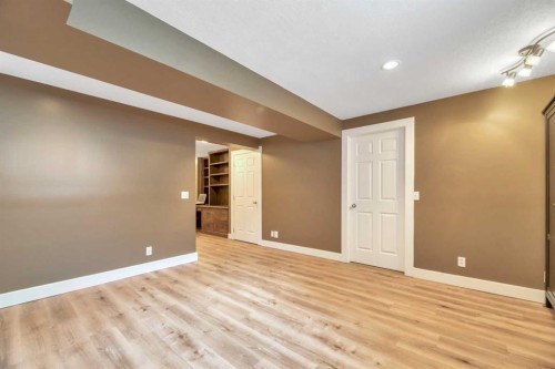 666 Evermeadow Road Sw, Calgary, AB 