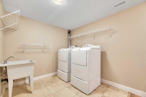 666 Evermeadow Road Sw, Calgary, AB 
