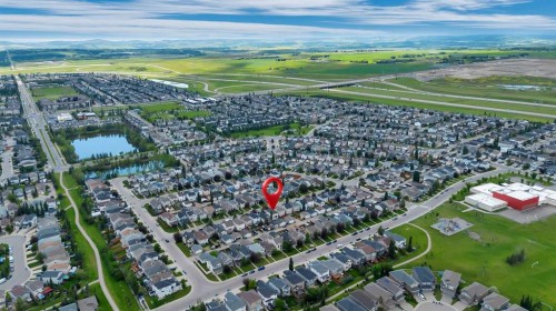 666 Evermeadow Road Sw, Calgary, AB 