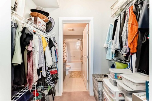 107-100 Cranfield Common Se, Calgary, AB - Indoor With Storage