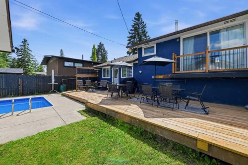 4420 3 Street Ne, Calgary, AB - Outdoor With In Ground Pool With Deck Patio Veranda
