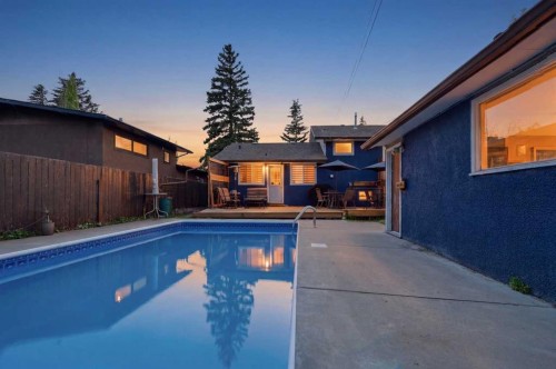 4420 3 Street Ne, Calgary, AB - Outdoor With In Ground Pool With Deck Patio Veranda