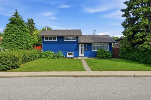 4420 3 Street Ne, Calgary, AB - Outdoor