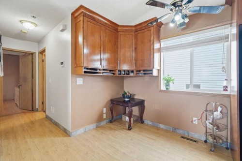 3 San Diego Manor Ne, Calgary, AB 