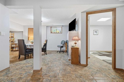 1706 3 Avenue Se, High River, AB - Indoor Photo Showing Other Room