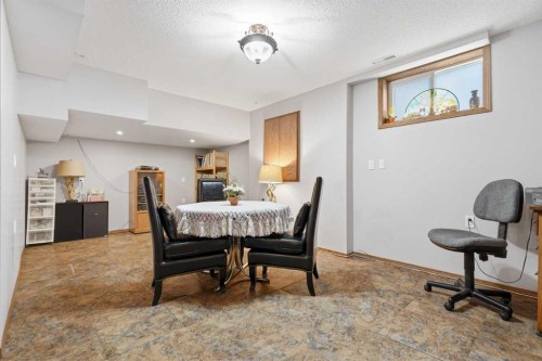 1706 3 Avenue Se, High River, AB - Indoor Photo Showing Other Room