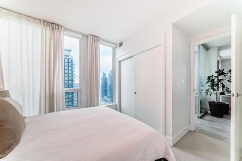 2804-901 10 Avenue Sw, Calgary, AB - Indoor Photo Showing Bedroom