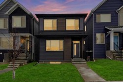 34 Aquila Way NW Calgary, AB T3R 1Z6