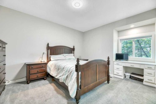 601 East Chestermere Drive, Chestermere, AB - Indoor Photo Showing Bedroom