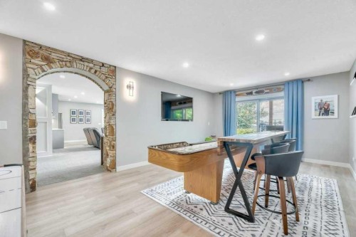 601 East Chestermere Drive, Chestermere, AB - Indoor Photo Showing Dining Room
