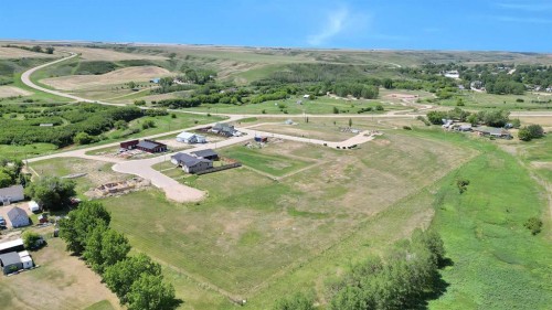52 Diamond Valley Close, Carbon, AB 