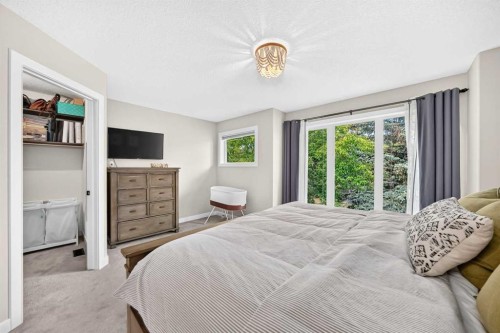 1416 43 Street Sw, Calgary, AB 
