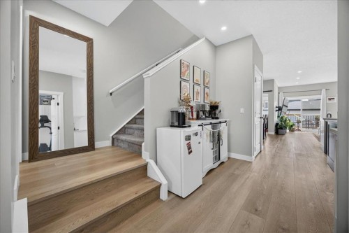 4620 81 Street Nw, Calgary, AB 