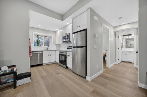4620 81 Street Nw, Calgary, AB 