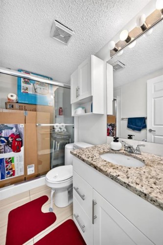 4310-755 Copperpond Boulevard Se, Calgary, AB - Indoor Photo Showing Bathroom
