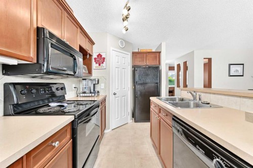 6 Cimarron Grove Way, Okotoks, AB 