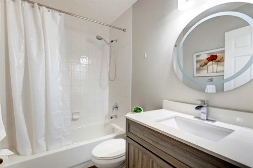 188 Mt Selkirk Close Se, Calgary, AB 