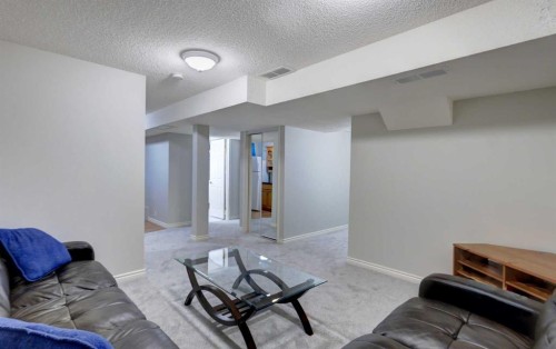 188 Mt Selkirk Close Se, Calgary, AB 