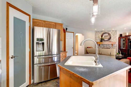 188 Mt Selkirk Close Se, Calgary, AB 