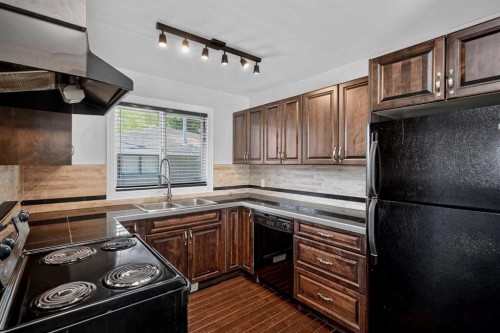 4703 Waverley Drive Sw, Calgary, AB 