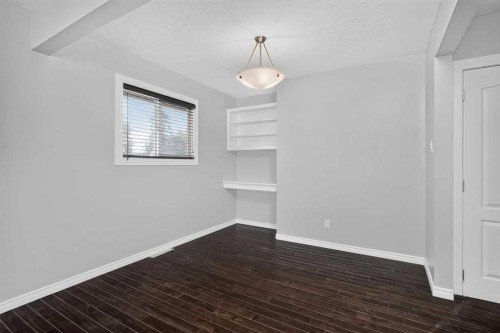 4703 Waverley Drive Sw, Calgary, AB 